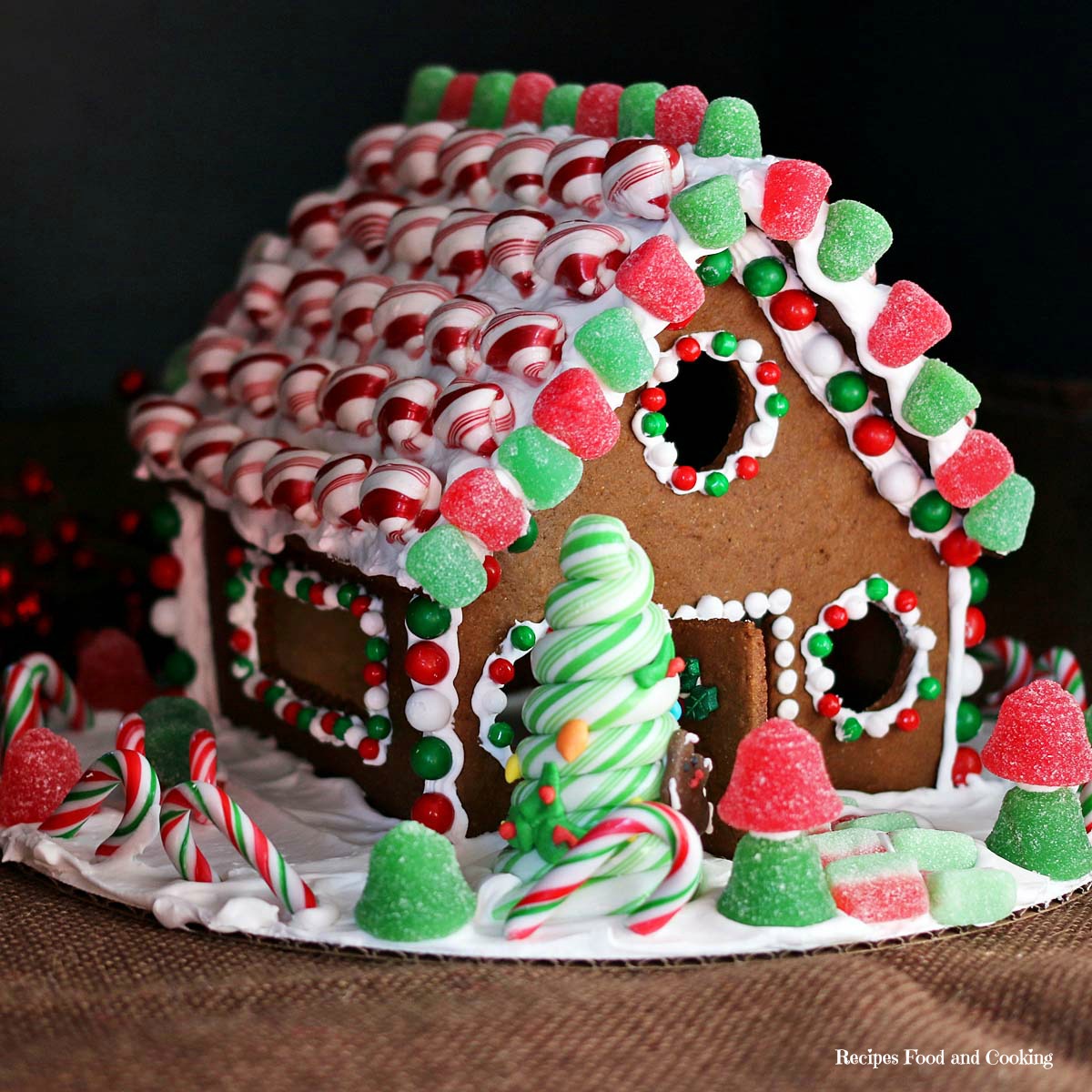 gingerbread house 3f